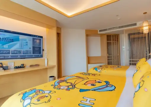 青莲居风景家庭房（古城景观+智能控制+零压床垫）