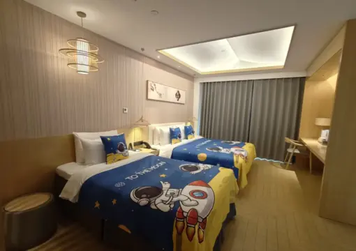 青莲居风景家庭房（古城景观+智能控制+零压床垫）