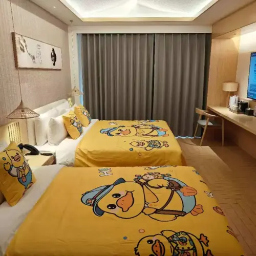 青莲居风景家庭房（古城景观+智能控制+零压床垫）