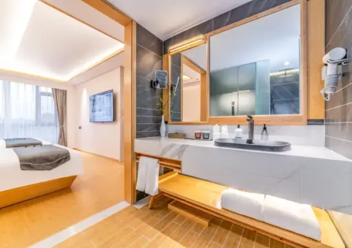 清莲居风景家庭房（古城景观+智能控制+零压床垫+加湿器）