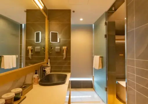 青莲居风景家庭房（古城景观+智能控制+零压床垫）