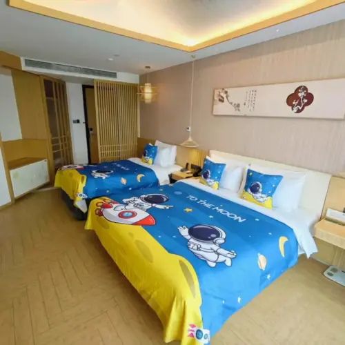 青莲居风景家庭房（古城景观+智能控制+零压床垫）