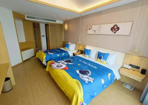 青莲居风景家庭房（古城景观+智能控制+零压床垫）