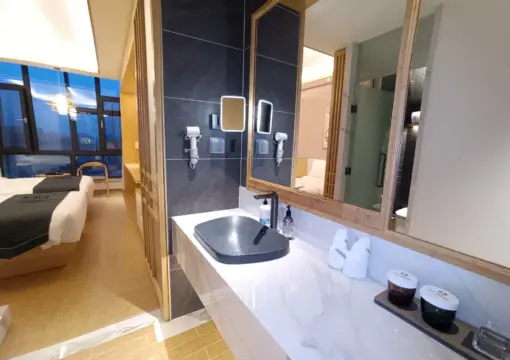 清莲居风景套房（古城景观+智能控制+零压床垫）